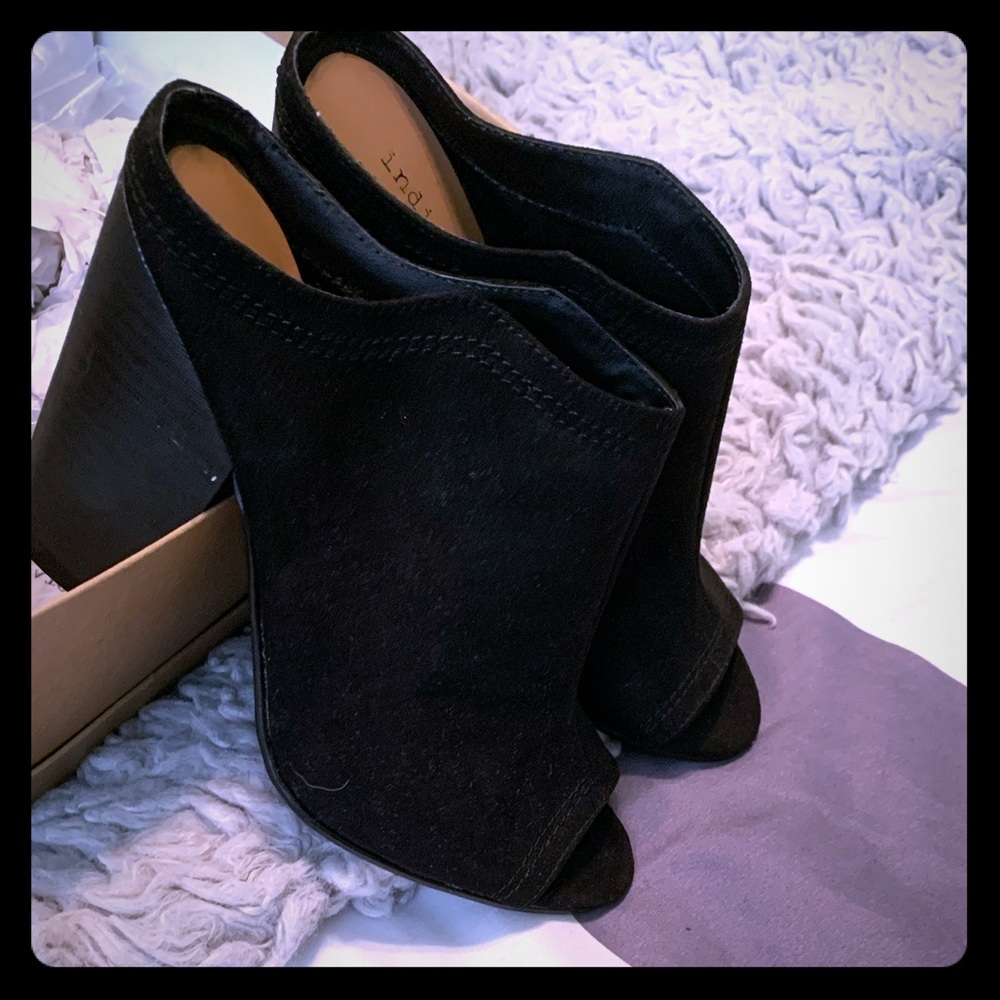 Mule heels
